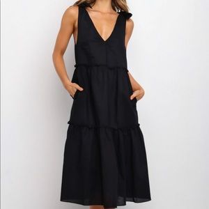 Never worn Petal & Pup Erenda dress